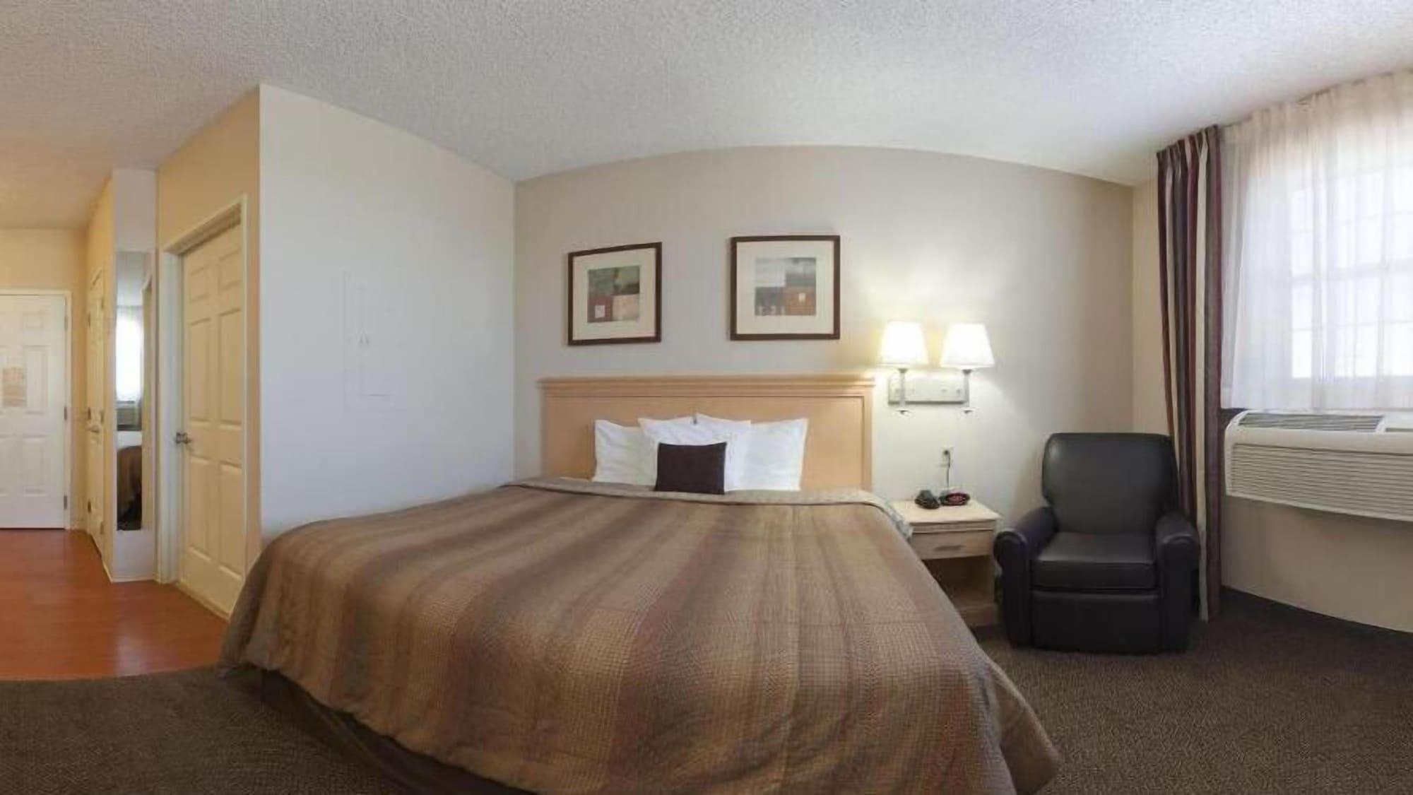 Holiday Inn Express & Suites Englewood - Denver South By Ihg Lone Tree Exterior photo