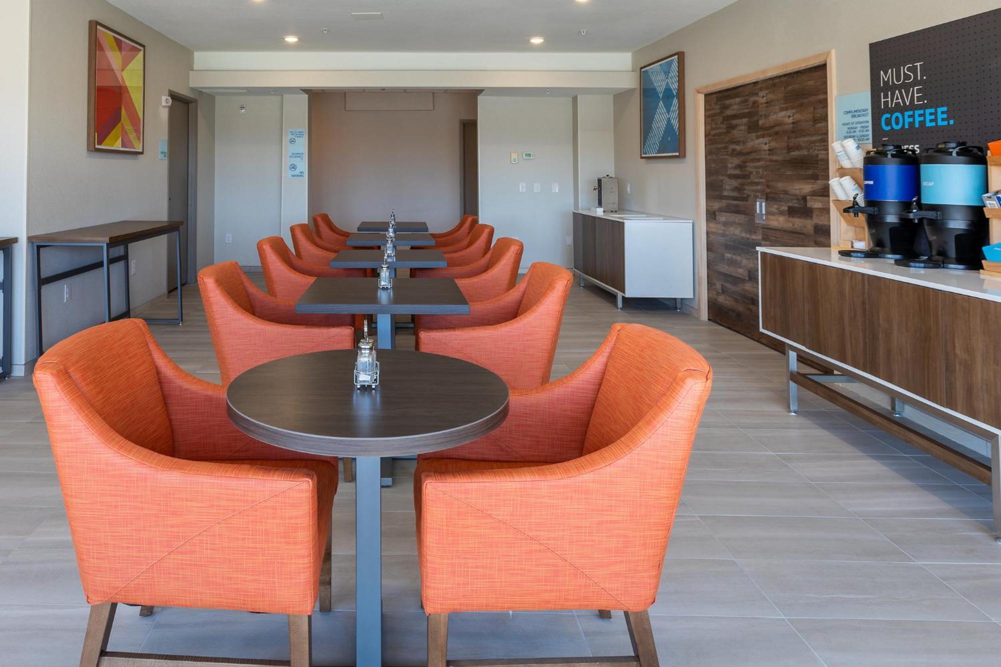 Holiday Inn Express & Suites Englewood - Denver South By Ihg Lone Tree Exterior photo