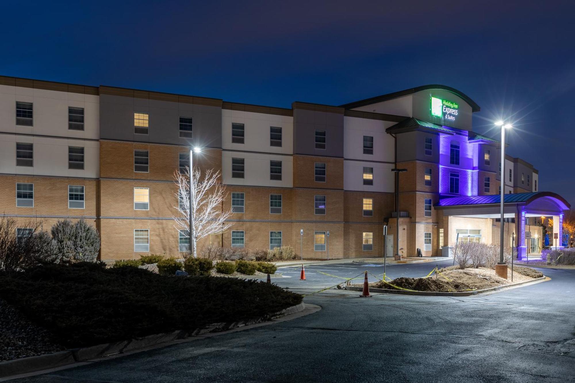 Holiday Inn Express & Suites Englewood - Denver South By Ihg Lone Tree Exterior photo